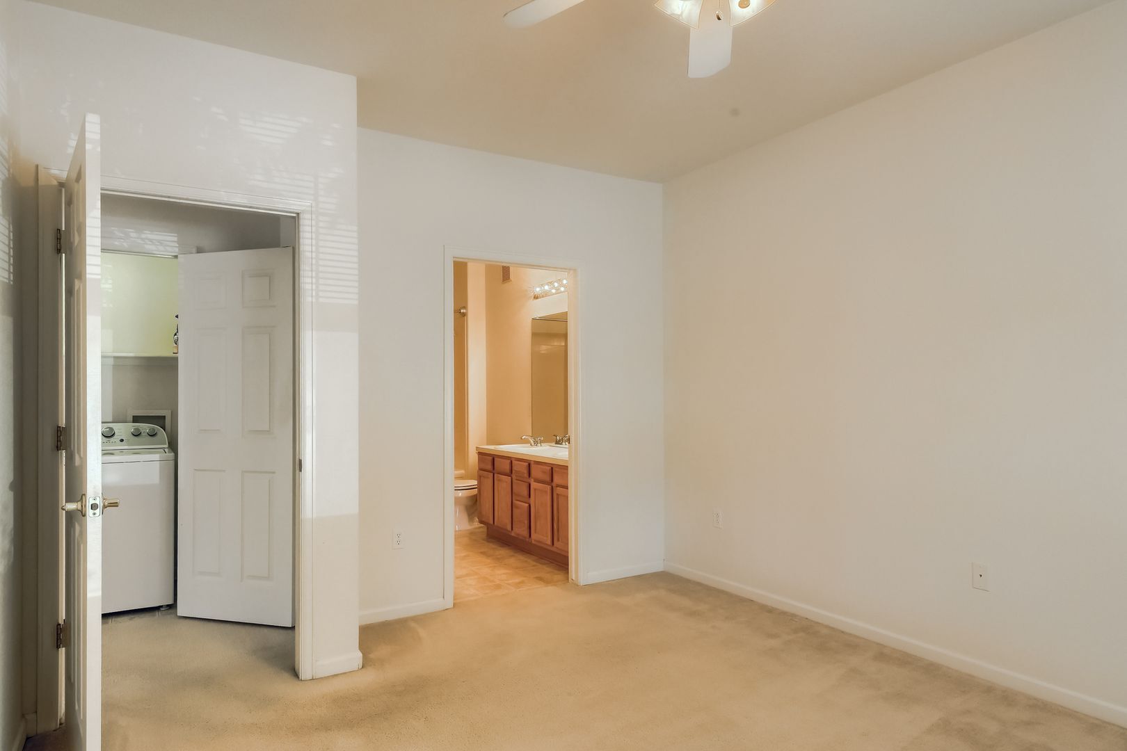 Building Photo - 3475 Boulder Cir