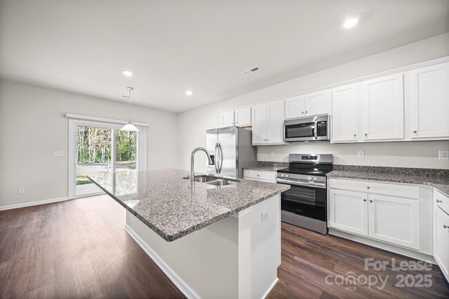 Building Photo - 3200 Polk and White Rd