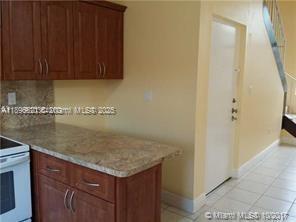 Building Photo - 2735 W 62nd St