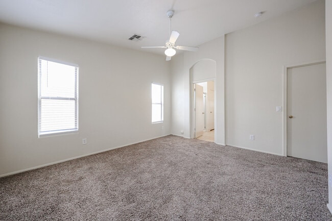 Building Photo - 12447 W El Nido Ln