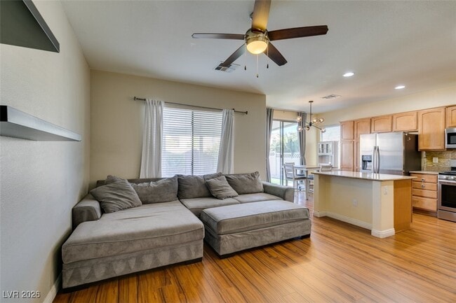 Building Photo - 5410 Coral Ribbon Ave