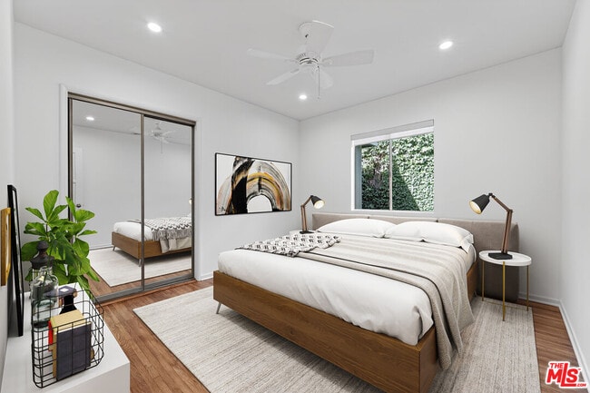 Building Photo - 2436 Walnut Ave