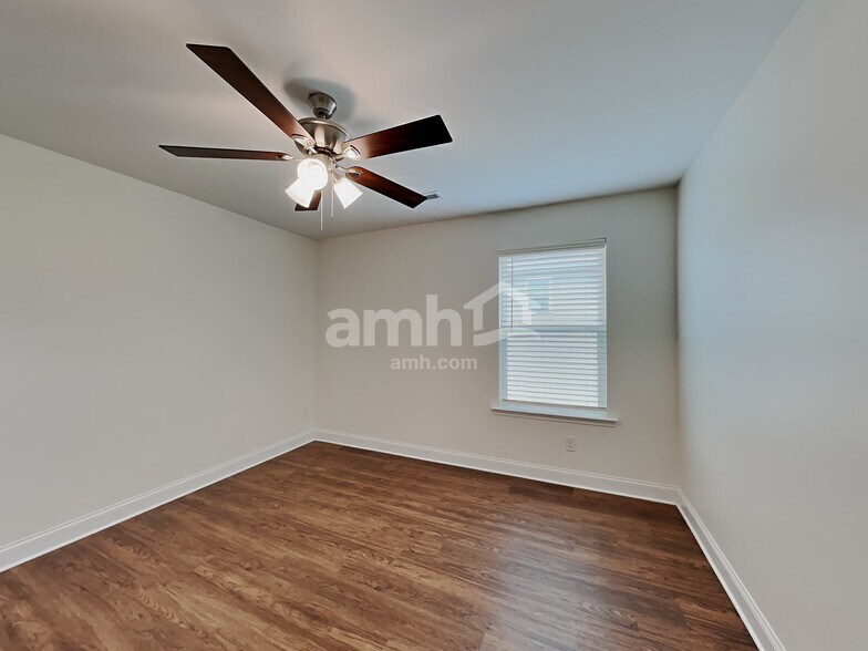 Building Photo - 154 Havenbrook Dr