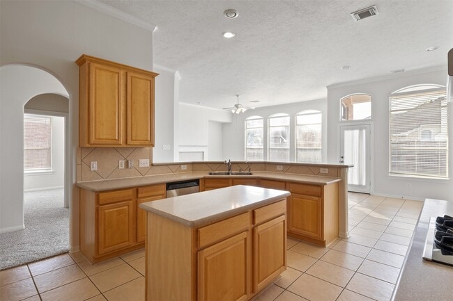 Building Photo - 2126 Fortuna Bella Dr