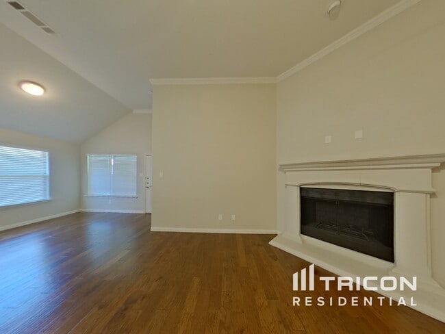 Building Photo - 7432 Durness Dr