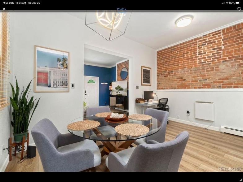 generous dining area - 2421 Tremont Pl
