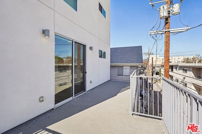 Building Photo - 1814 Federal Ave