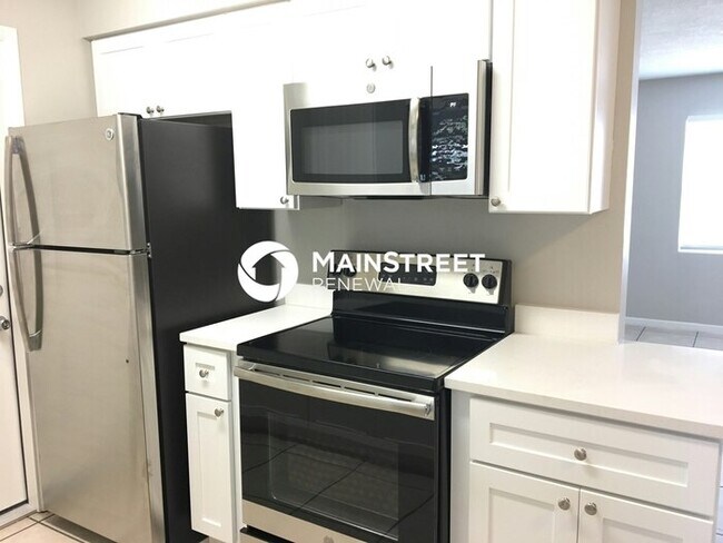 Building Photo - 3 Bedroom Pet-Friendly Home in Clearwater,...