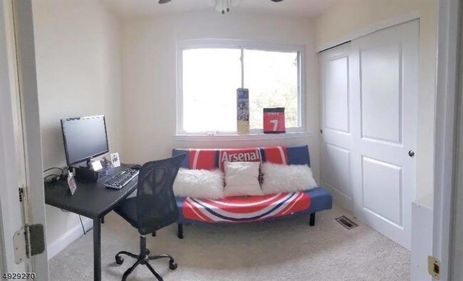 Building Photo - 3005 Revere Ct