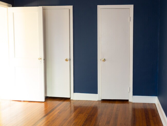 Building Photo - 8007 Garland Ave