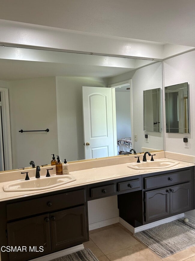 Building Photo - 5422 Isabella Ct
