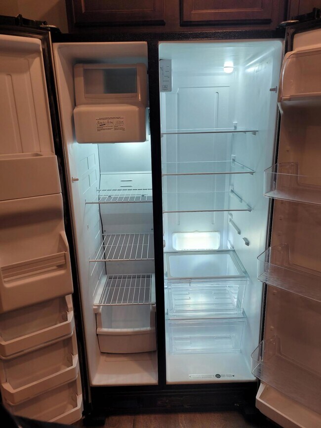 Building Photo - 10613 E Conifer St