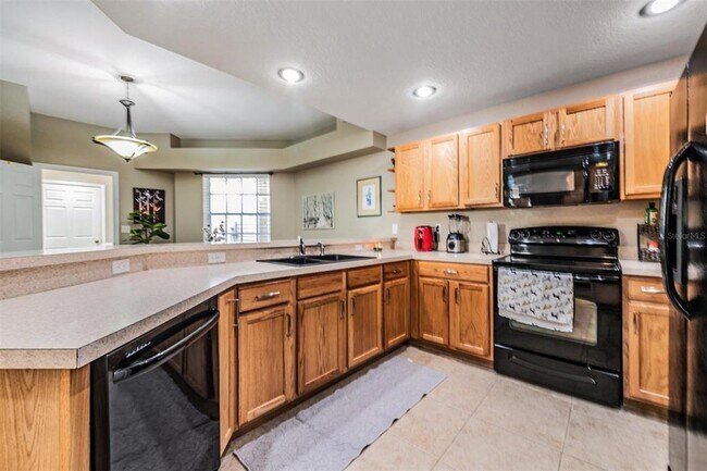 Building Photo - 1827 Hammocks Ave