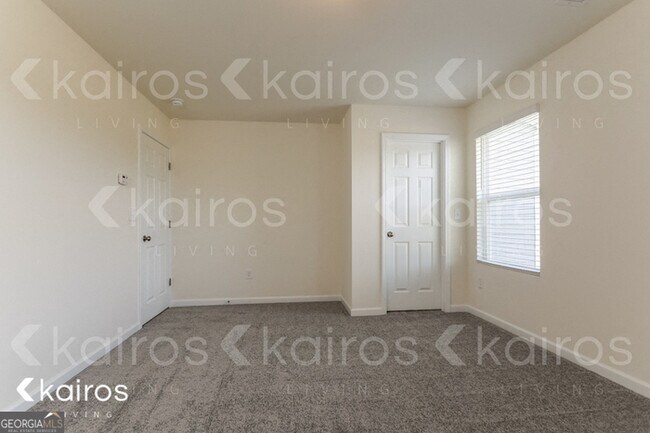 Building Photo - 202 Long Is Dr