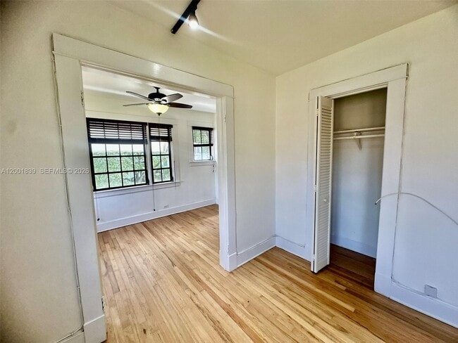 Building Photo - 3712 Anderson Rd