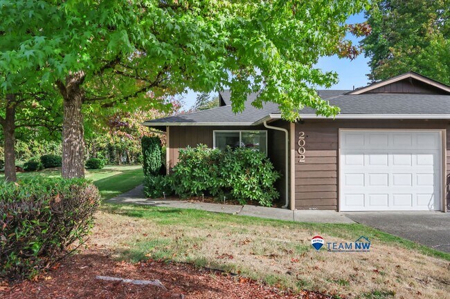 Primary Photo - MOVE IN READY NOW! Normandy Park 1 level 2...