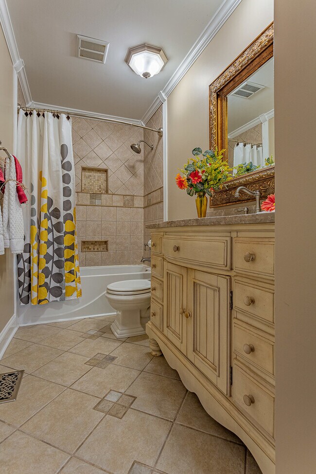 Building Photo - 1490 Paisley Ct