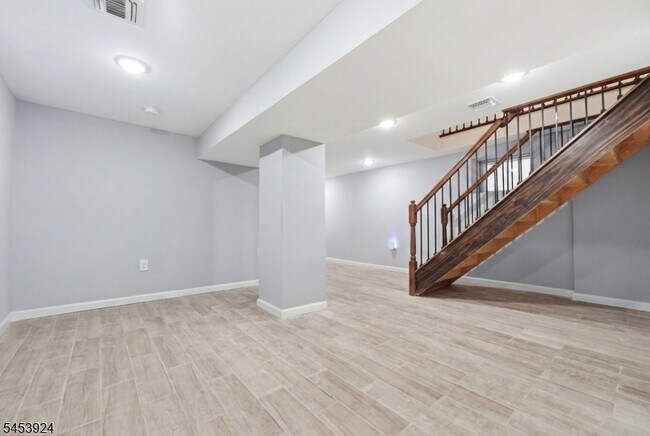 Building Photo - 244 Clinton Ave