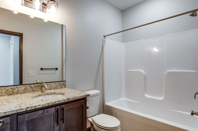 Building Photo - 1619 Doman Dr