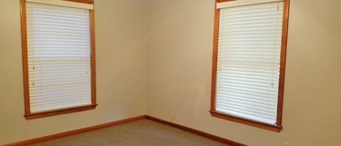 Building Photo - 206 Pecan Dr