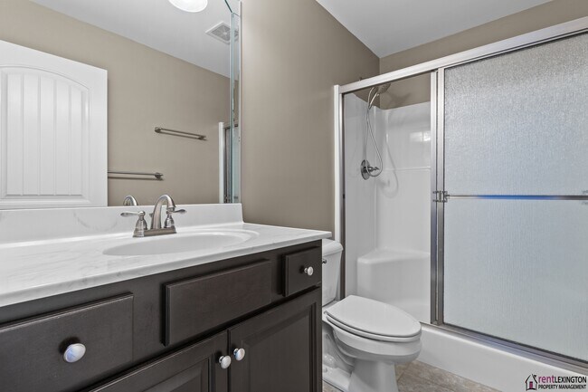 Building Photo - 111 High Hope Ln