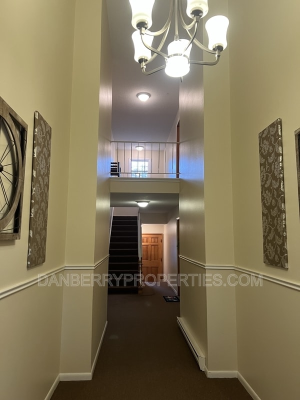 Building Photo - 4126 Newcastle Dr