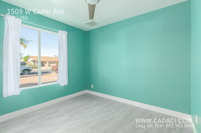 Building Photo - 1509 W Capri Ave