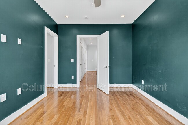 Building Photo - 638 Newton Pl NW