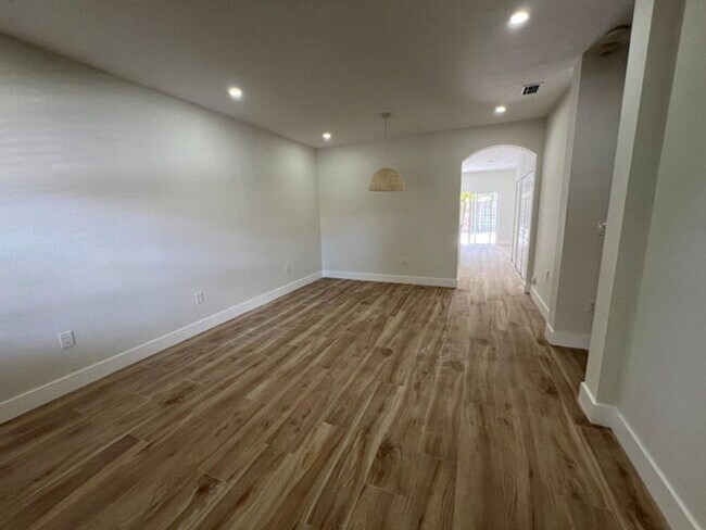 Building Photo - 10906 SW 181st Terrace