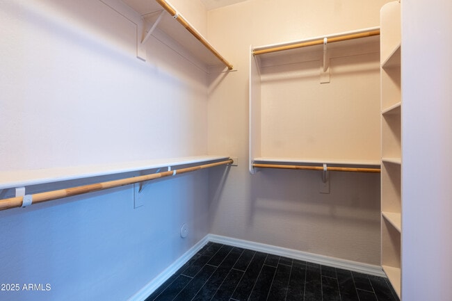 Building Photo - 453 W Lantana Pl