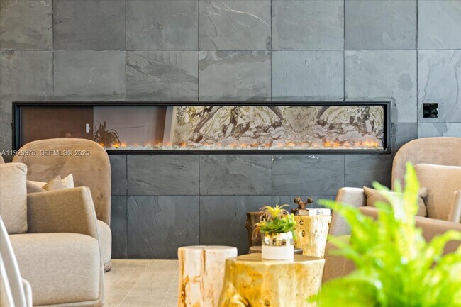 Building Photo - 488 NE 18th St