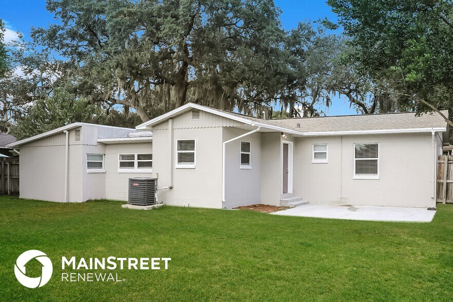 Building Photo - 1602 Lindale Ave