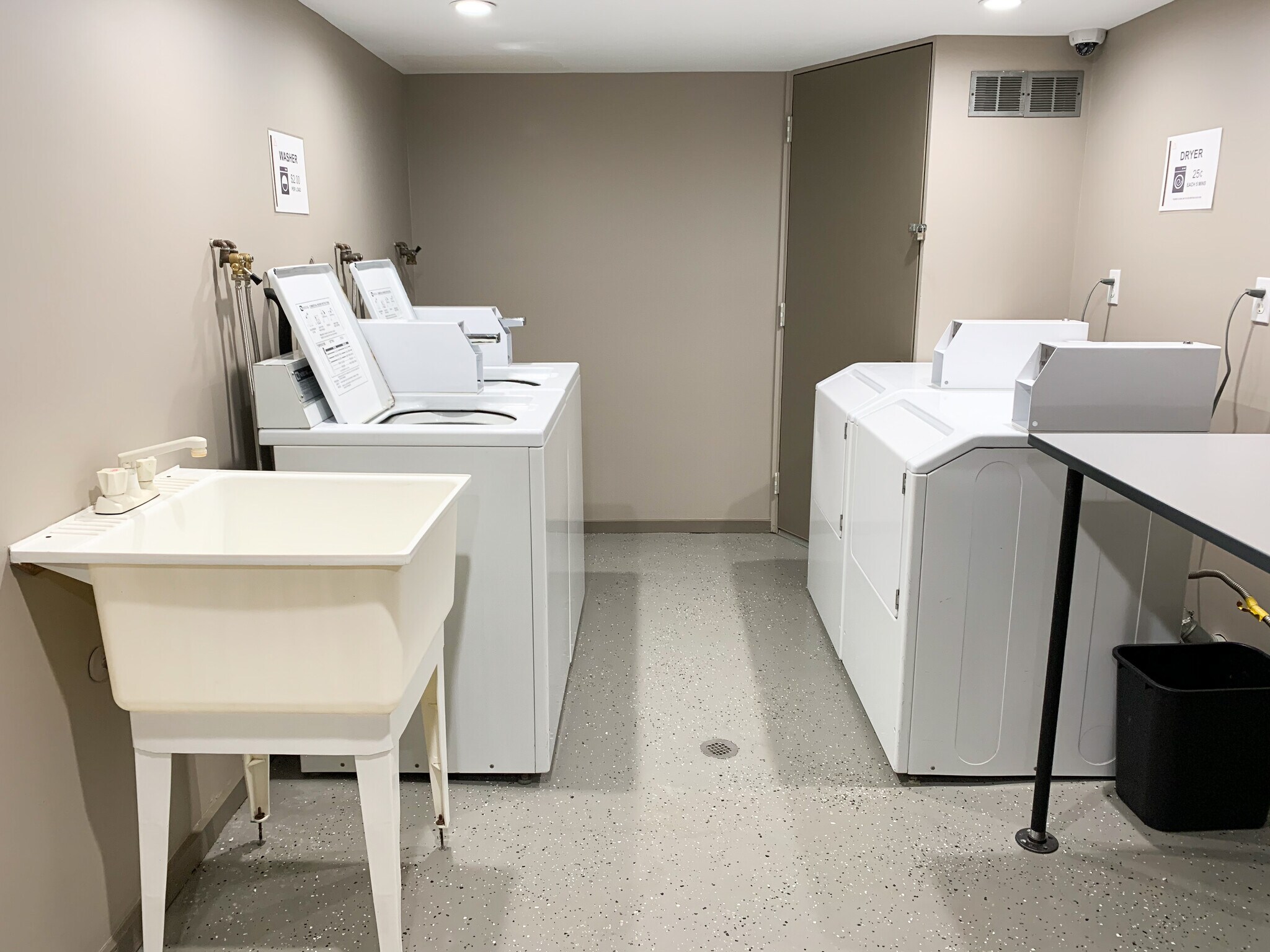 Onsite Coin Operated Laundry - 174 Glenwood Ave