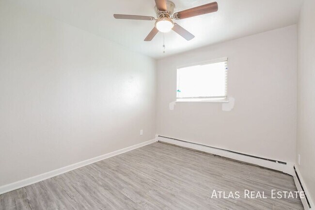 Building Photo - 9955 W 59th Pl
