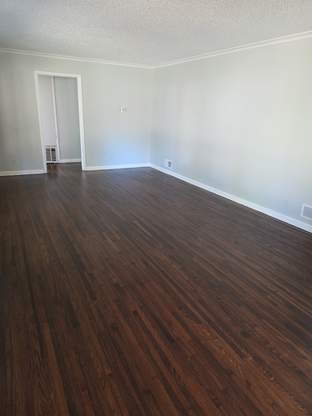 Building Photo - "Spacious 3-Bedroom Gem with 2300 Sq Ft in...
