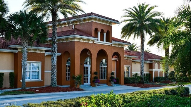 Building Photo - 8880 Via Isola Court