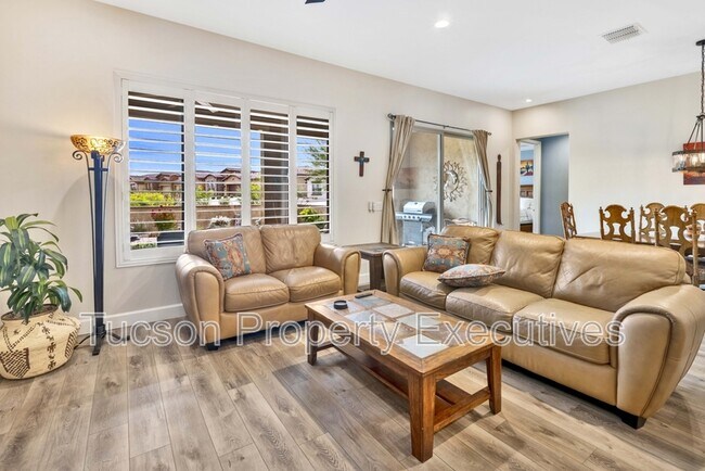 Building Photo - 30737 S Osprey Dr