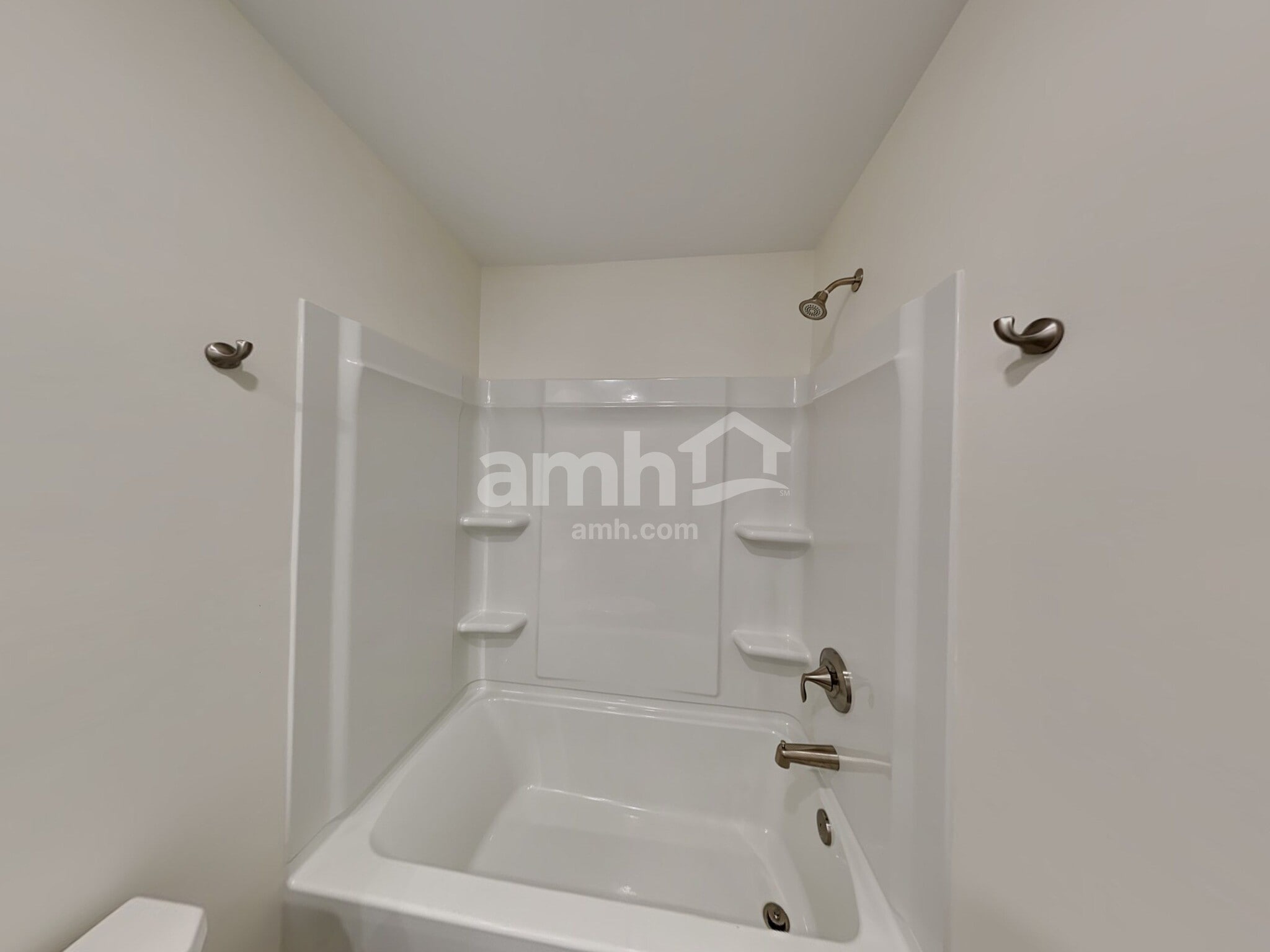 Building Photo - 2036 Williamshire Ln