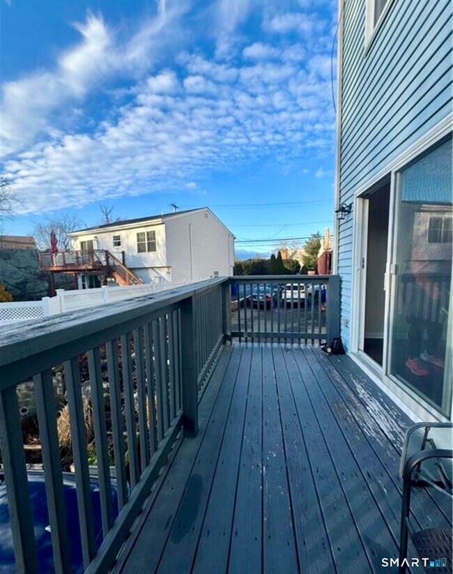 Building Photo - 41 Nash Pl