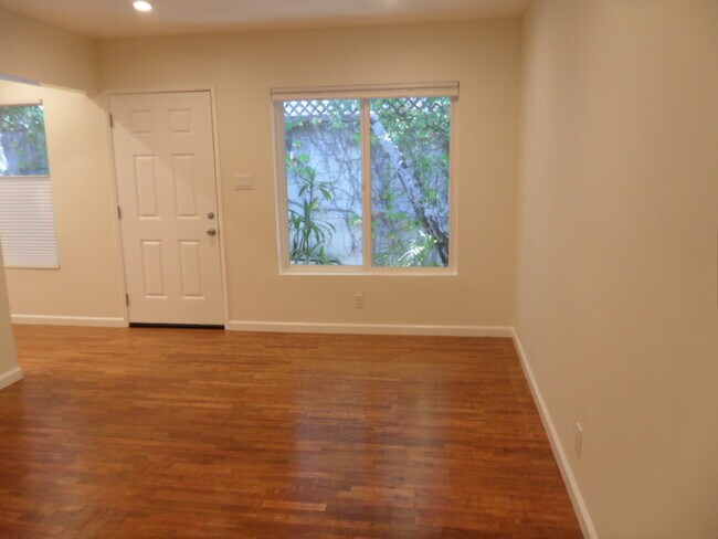 Building Photo - 1821 20th St