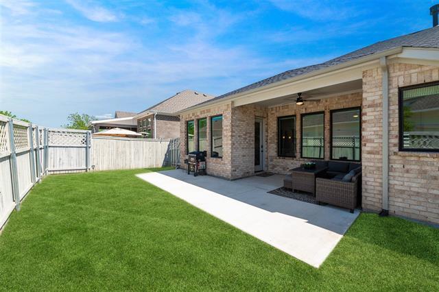 Building Photo - 2704 Little Wonder Ln