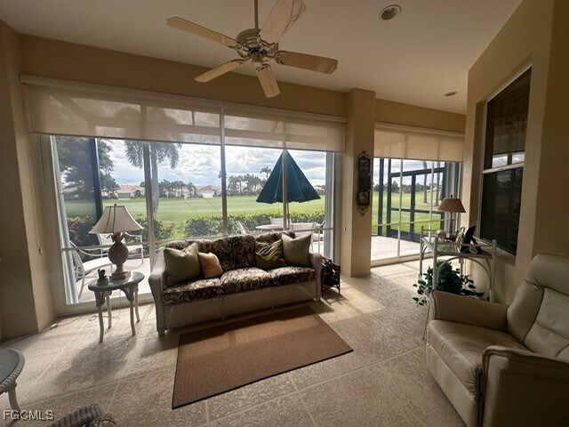 Building Photo - 16460 Edgemont Dr