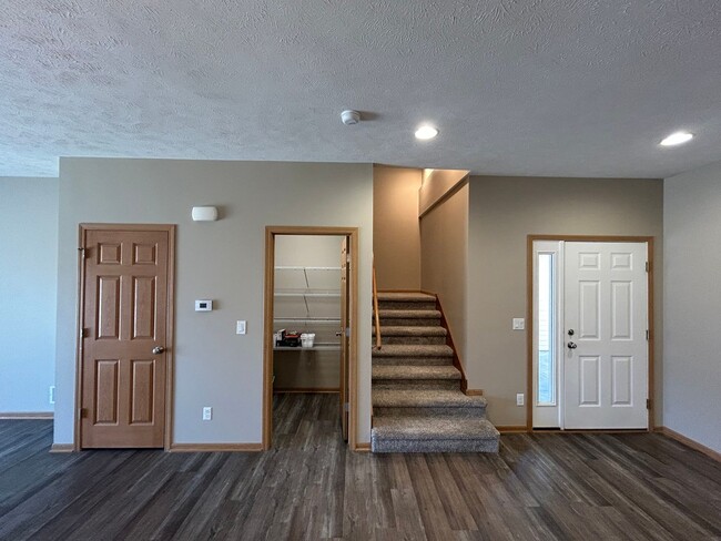 Building Photo - 5976 Haswell Pl