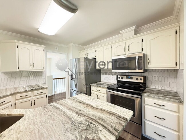 Building Photo - 5515 Misty Valley Dr
