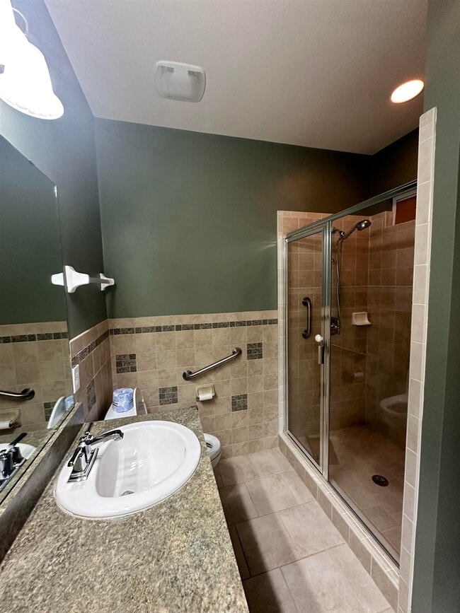 Building Photo - 5614 Hampton Hill Cir