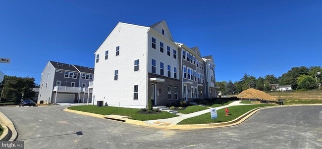 Building Photo - 1726 Blacksmith Wy