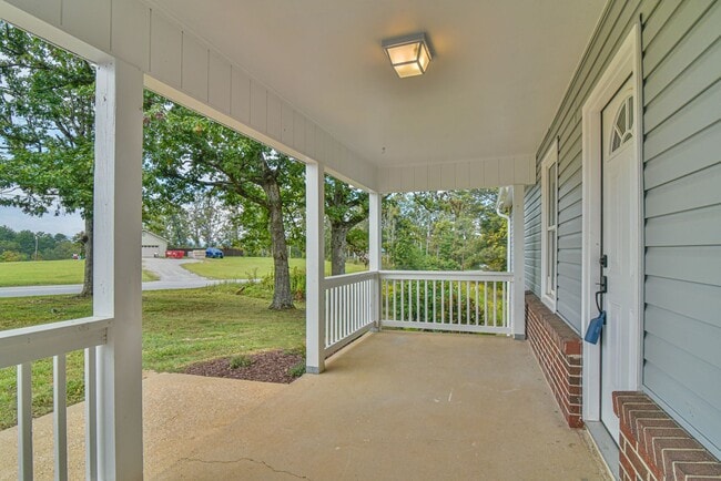 Building Photo - Charming Renovated Home on Acreage — Minutes from Town