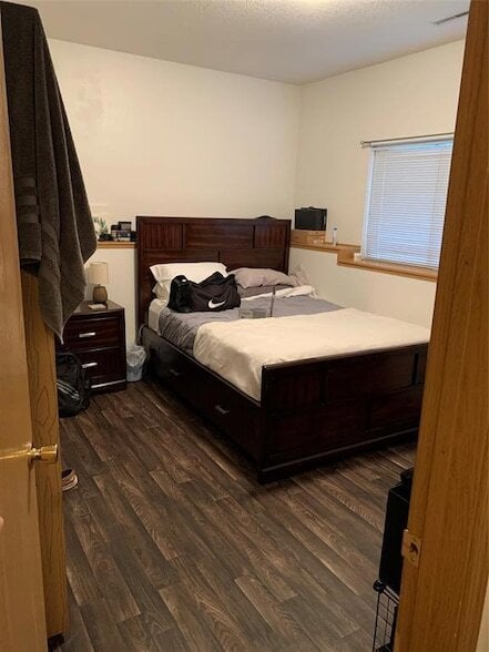 Building Photo - 3121 Diamond St