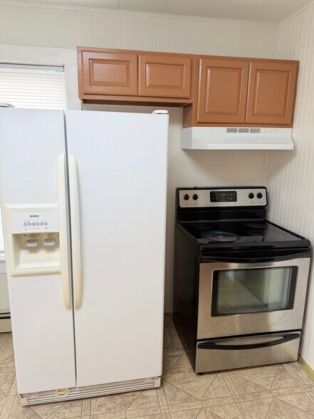 Kitchen - 310 E 4th St