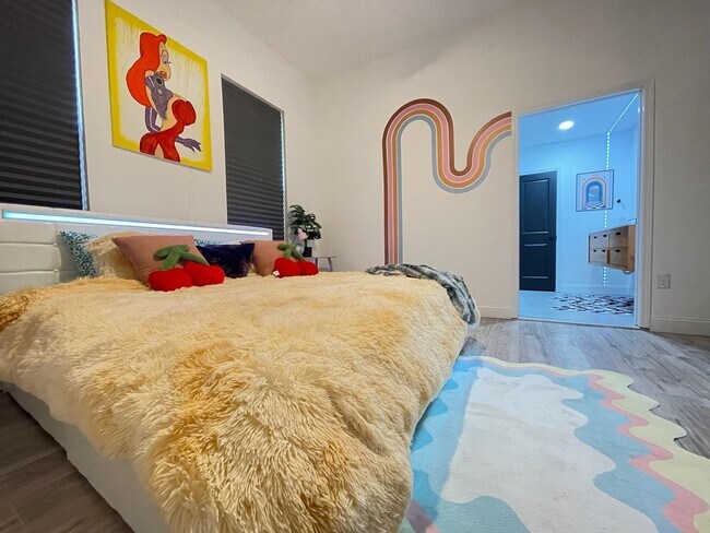 Building Photo - 1726 Vesey Ave